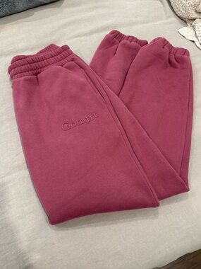 Comfort Embroidered Fleece Joggers - Rose Berry